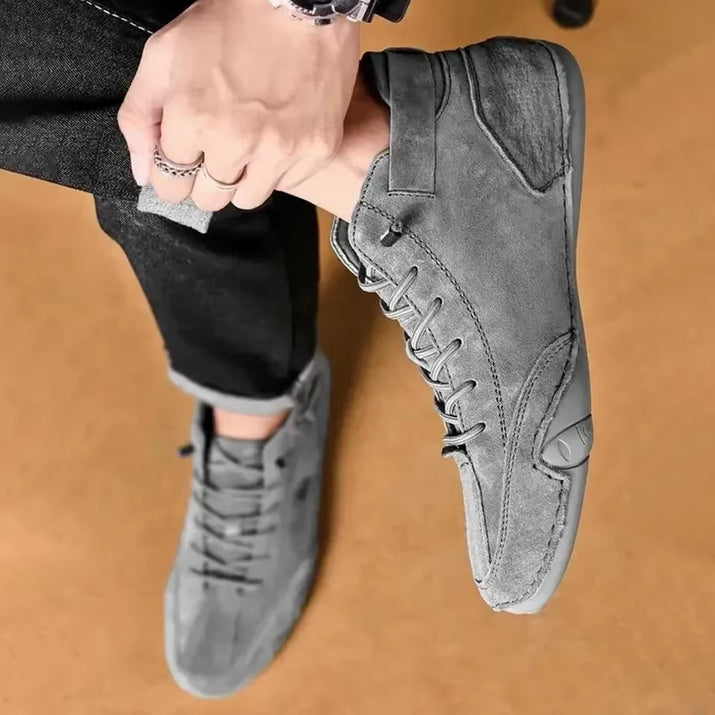 Men Boots Leather Casual Shoes for Men Hight Top Sneakers Luxury Fashion Loafers Shoes Comfortable Male Ankle Boots